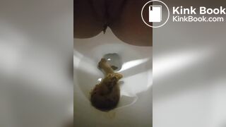 Korean Girl Pooping - video 4