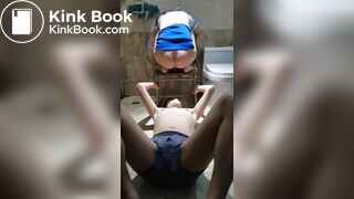 Chinese Femdom Scat - video 3
