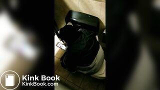 Black girl pooping - video 14