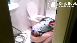 NAUGHTY ISRAELI FEMINIST, ACTIVIST & ARTIST POOPS ON UKRAINAN FLAG! :D