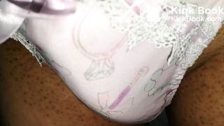 It ready to put on the blue one on the purp one.Two panty waer together - 2