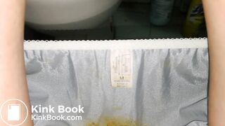 It ready to put on the blue one on the pink one.Two panty waer together !!!