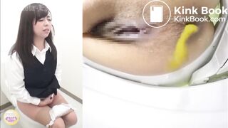 Japanese OL Diarrhea - video 2