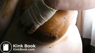 Mature bbw smearing shit on her huge tits