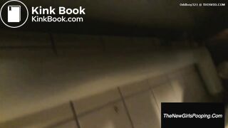 Girl pooping - video 114