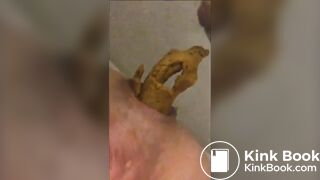 Girl pooping on public toilet