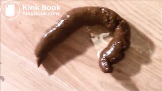 Brunette shits a nice turd.