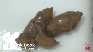 Japanese women defecate while making erotic voice