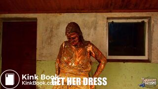 Betty Loves Manure Auction Trailer - Cowshit soaked clothes