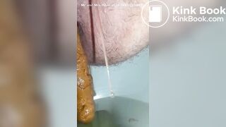 Wife peeing and shitting