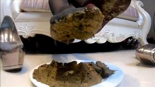 chinese girl shit - video 13