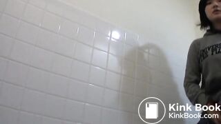 Opening the toilet door on pooping women (part 2)