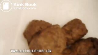 Sexy girl pooping twice