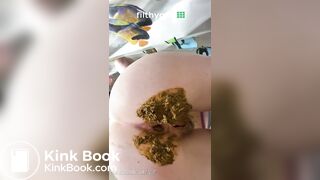 pooping pants showing