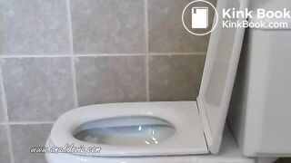 girl pooping 4 - video 2