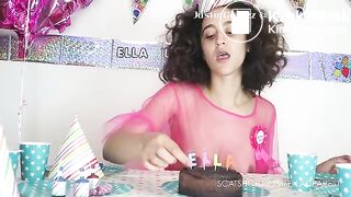 Perfect Ebony Model Birthday Scat