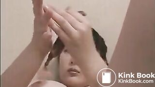 ...-146 We Love to See Natsumi Discharging