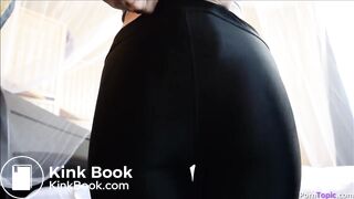 Yoga Pants shit farts