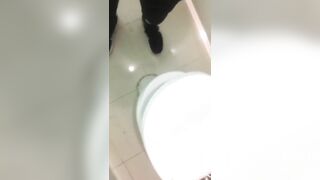 7 days every Pee & Shit AsiaTrip