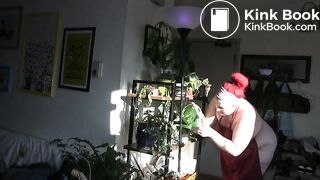 House Wife Farts and Shits