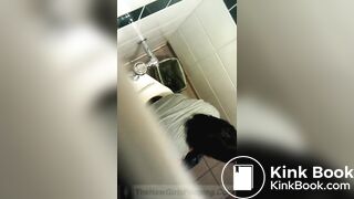 Spying a girl who Has Diarr