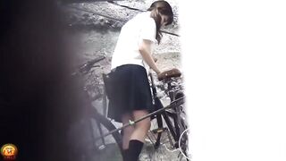 Schoolgirl shits her pants on the way home