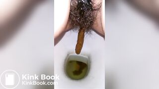 Poops - video 7