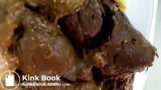 I wanna eat her shit