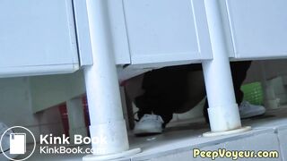 Girl pooping 3 - video 4