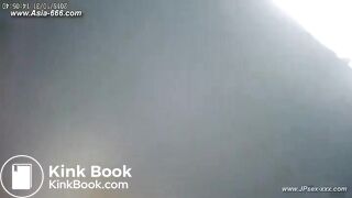 Chinese girls go to toilet 121