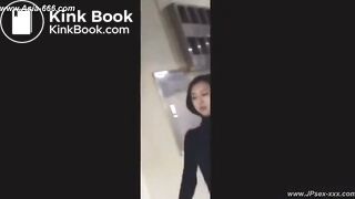 Chinese girls go to toilet 124