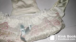 A LOVELY JAPAN YELLOW EMBROIDERY PANTY WHEN WAS NEW AND CLEANING.