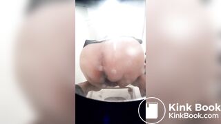 mature women squat toilet 38