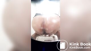 mature women squat toilet 38