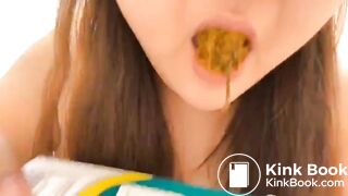 Asian BBW eats shit from a box