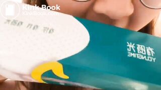 Asian BBW eats shit from a box