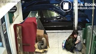 Cute Taiwanese Girl Caught Shitting on Sidewalk while Eating Ice cream
