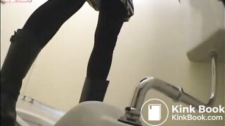 japanise poop check in the toilet