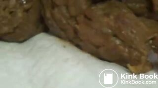 Japanese good poop 12 - video 2