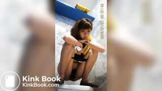 new thai girl univercity poop HD