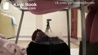 Девушки какают на раба , scat , toilet slave