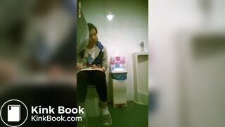 korean girl toilet pooping 3