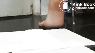 Latina girl pooping - video 3