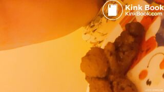 Sexy milf shitting big pile of SHIT