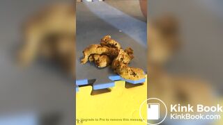 girlfriend poops - video 2