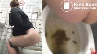 Girl has diarrhea in public toilet two times