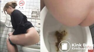 Girl has diarrhea in public toilet two times