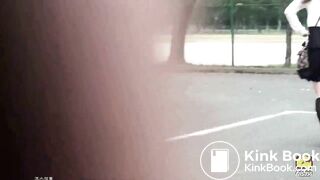 Pretty japanese girls shitting