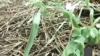 japanese pooping outdoor