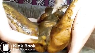 Lesbian scat - video 37